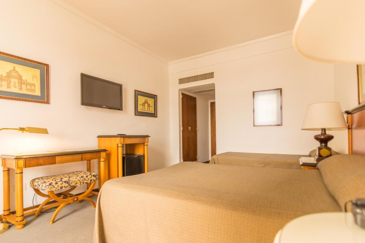 Hotel Libertador Tandil Exteriör bild