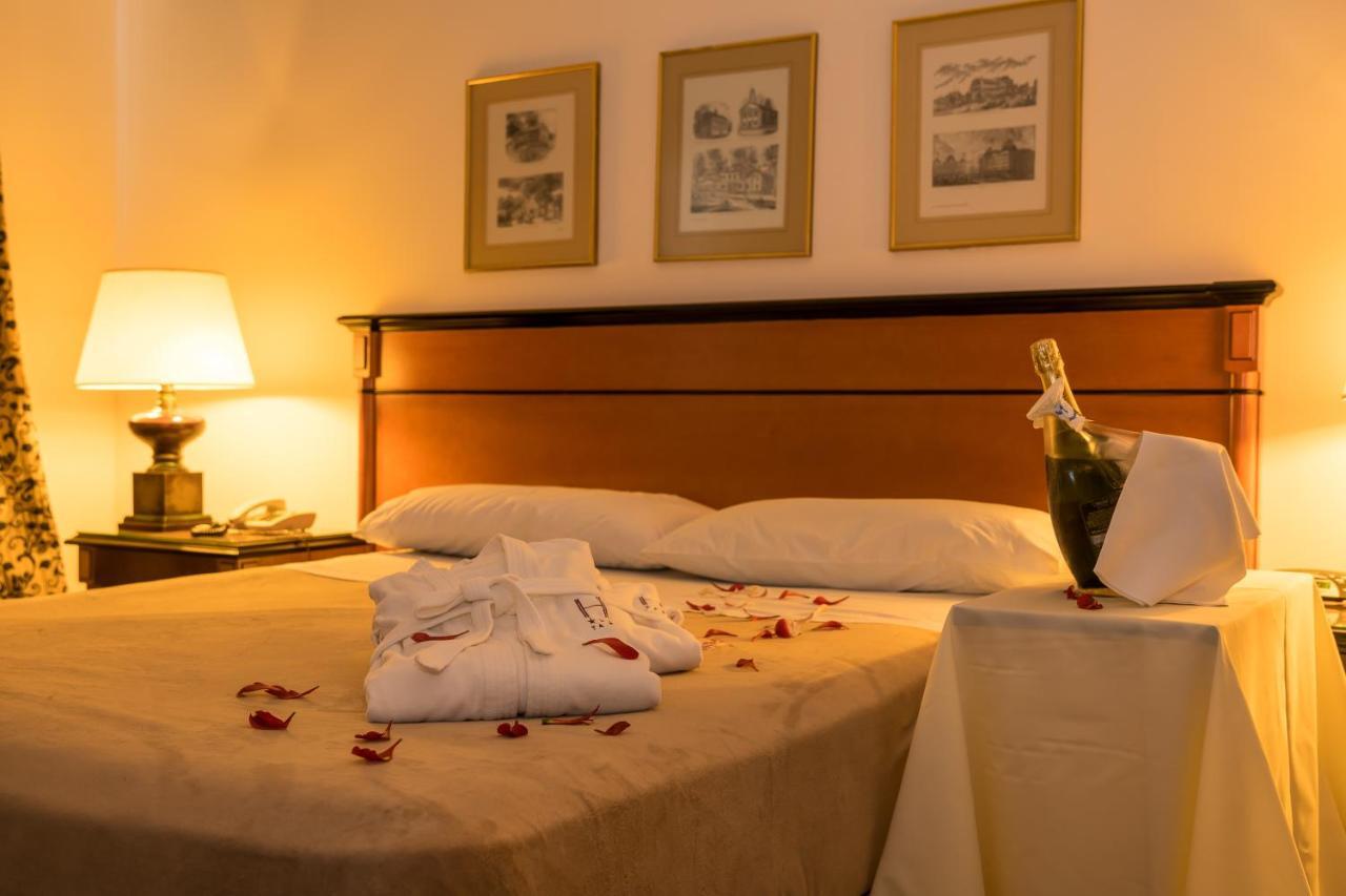 Hotel Libertador Tandil Exteriör bild